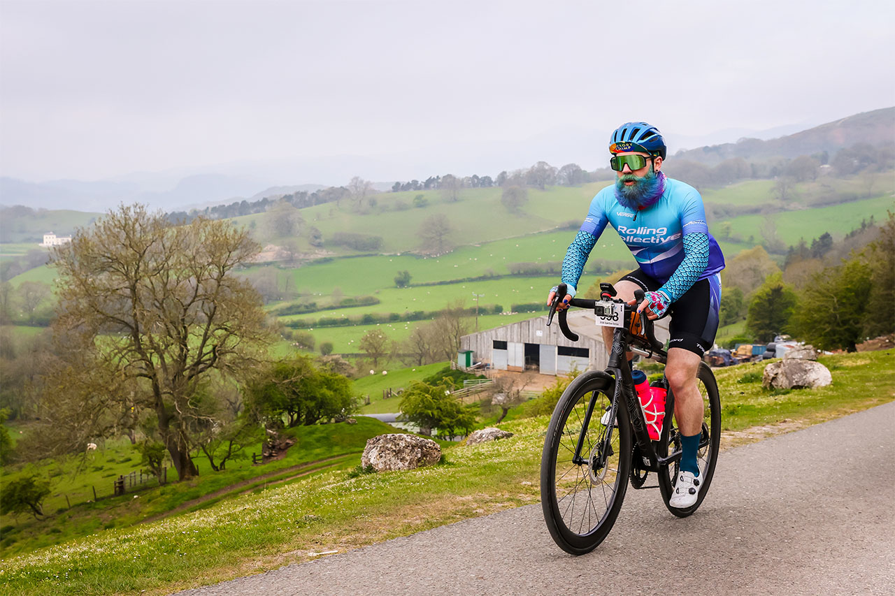 strade-cyclists-2